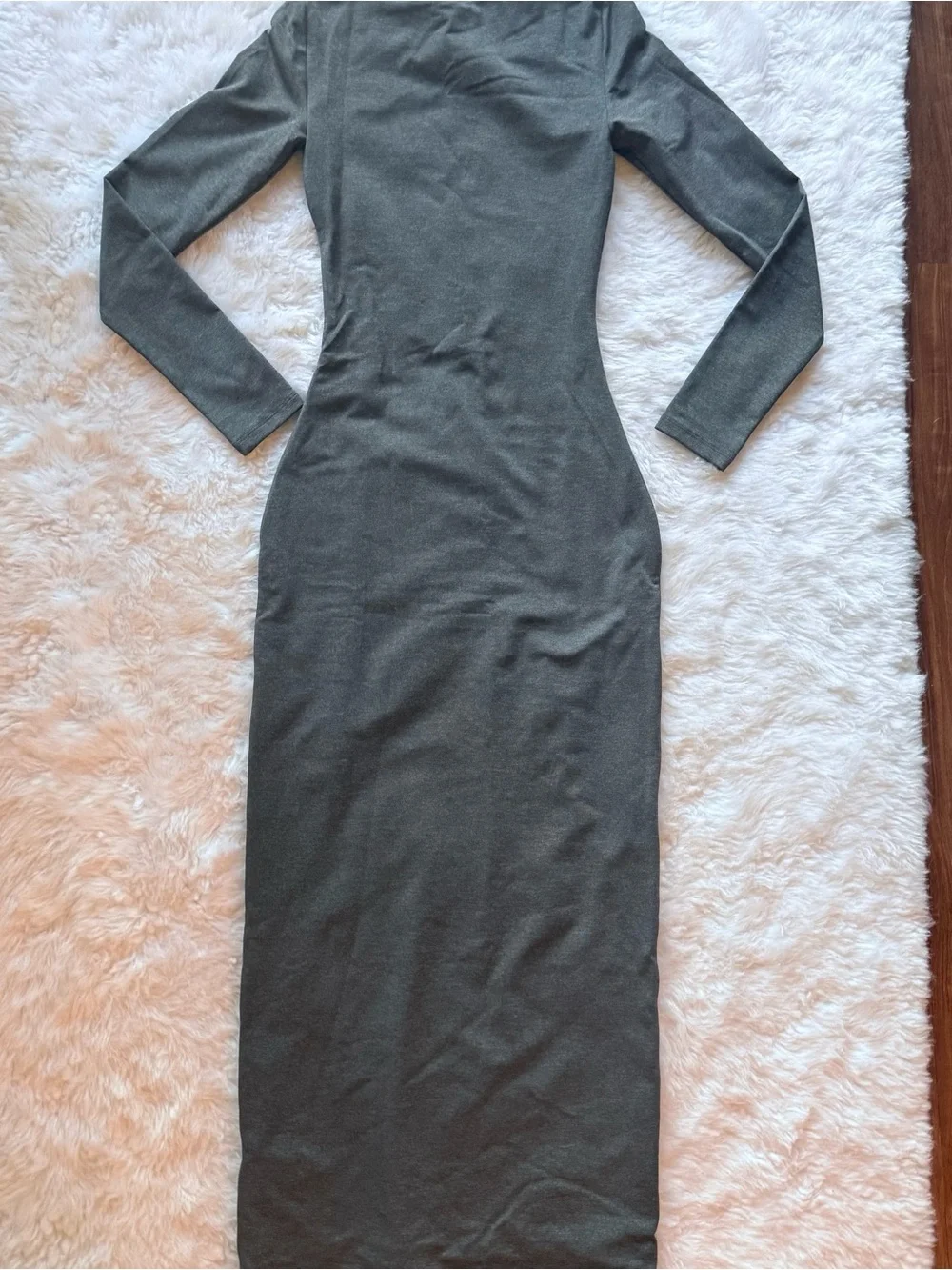 Aritzia Contour Crew Long-sleeve Maxi Dress Heather Charcoal - Picture 7 of 7